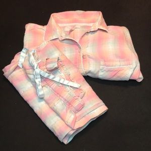 Victoria Secret 😻 Thin Flannel PJ Set👀👀👀